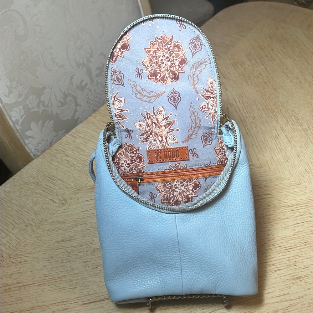 HOBO Fern Leather Crossbody - Picture 6 of 12